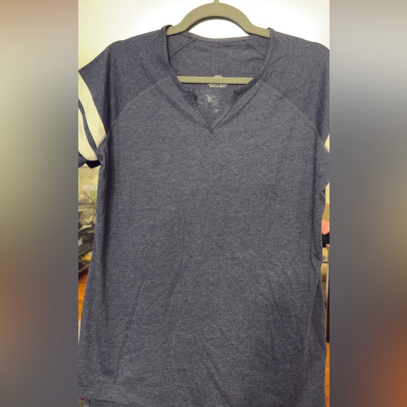 Women’s Jersey Style Short Sleeve T-Shirt - Picture 4 of 6